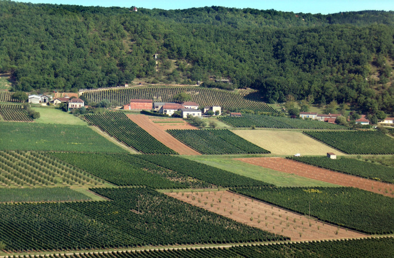 cahors-wine-region-lot-river-valley