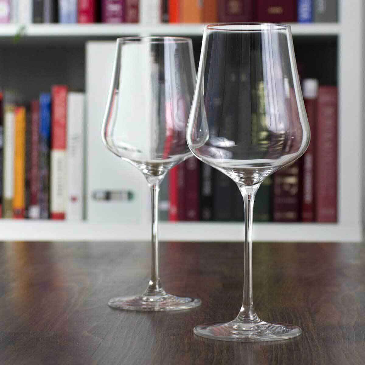 gabriel-glass-pair-universal gifts for wine lovers