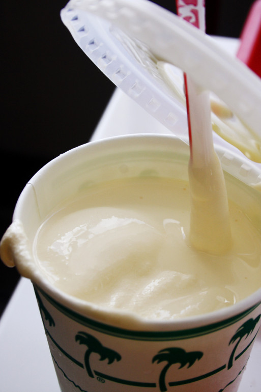 in-n-out-vanilla-milkshake